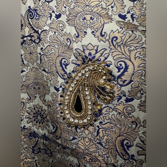 Men’s Kurta Tunic Top with pant with beading and embroidery - Picture 12 of 15